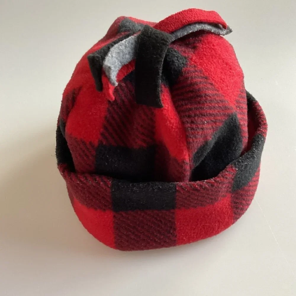 BASS PRO BUFFLO PLAID HAT